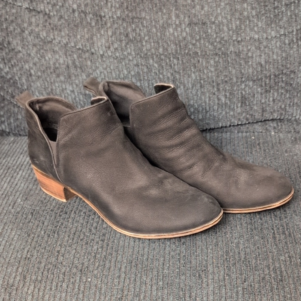 BP Black Leather Ankle Boot Size 13